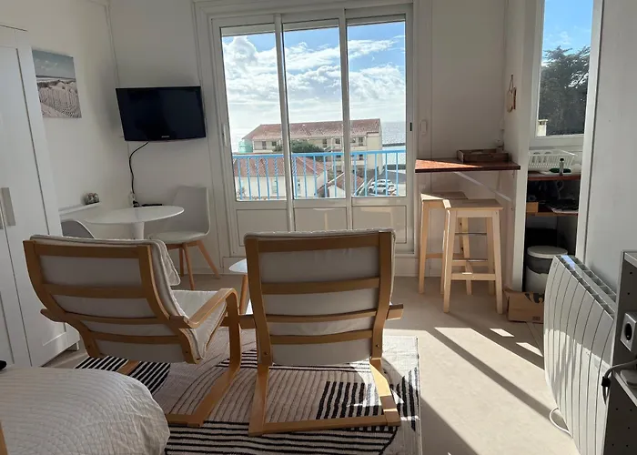 Διαμέρισμα Face Acces Direct A La *